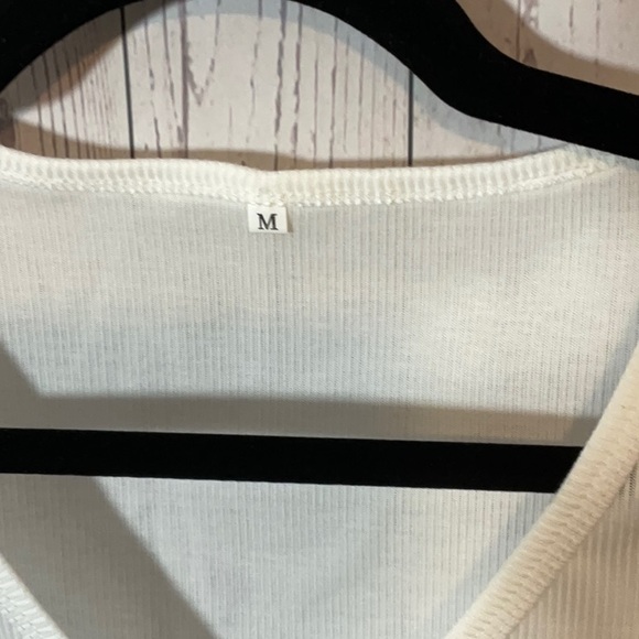 NWT Connie White Ribbed Tank - Picture 2 of 6